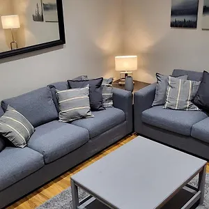 Kepler Modern 4 Bedroom 1 Mile From Leeds Centre Apartment Leeds (West Yorkshire)