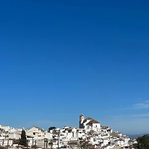 Acogedor En Appartement Alozaina