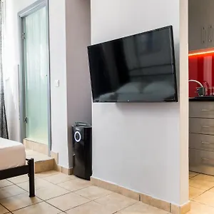 Luxury In Skg Salonic