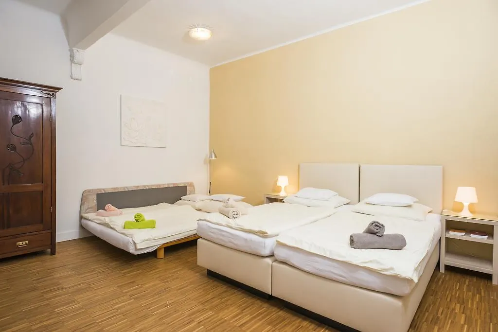 Appartements Ferchergasse Вена 0*,  Австрия